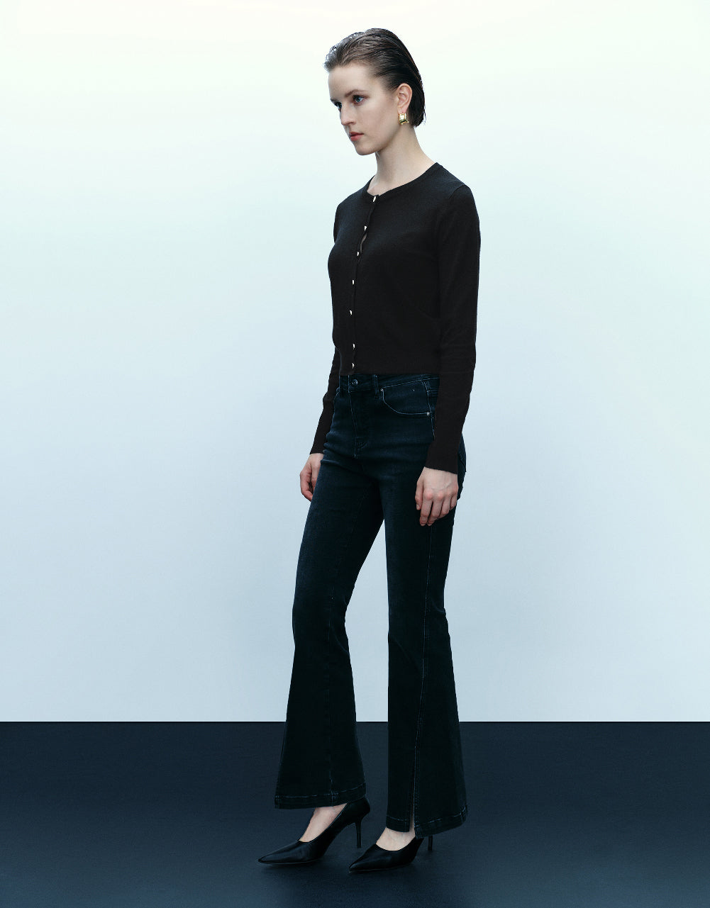 Pressed Button Crew Neck Knitted Cardigan