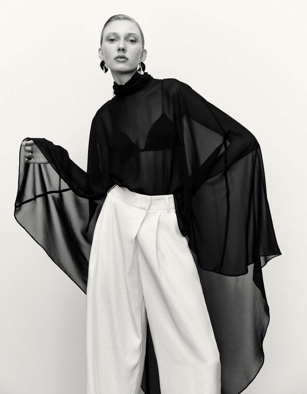 Sleeveless Stand Collar Poncho