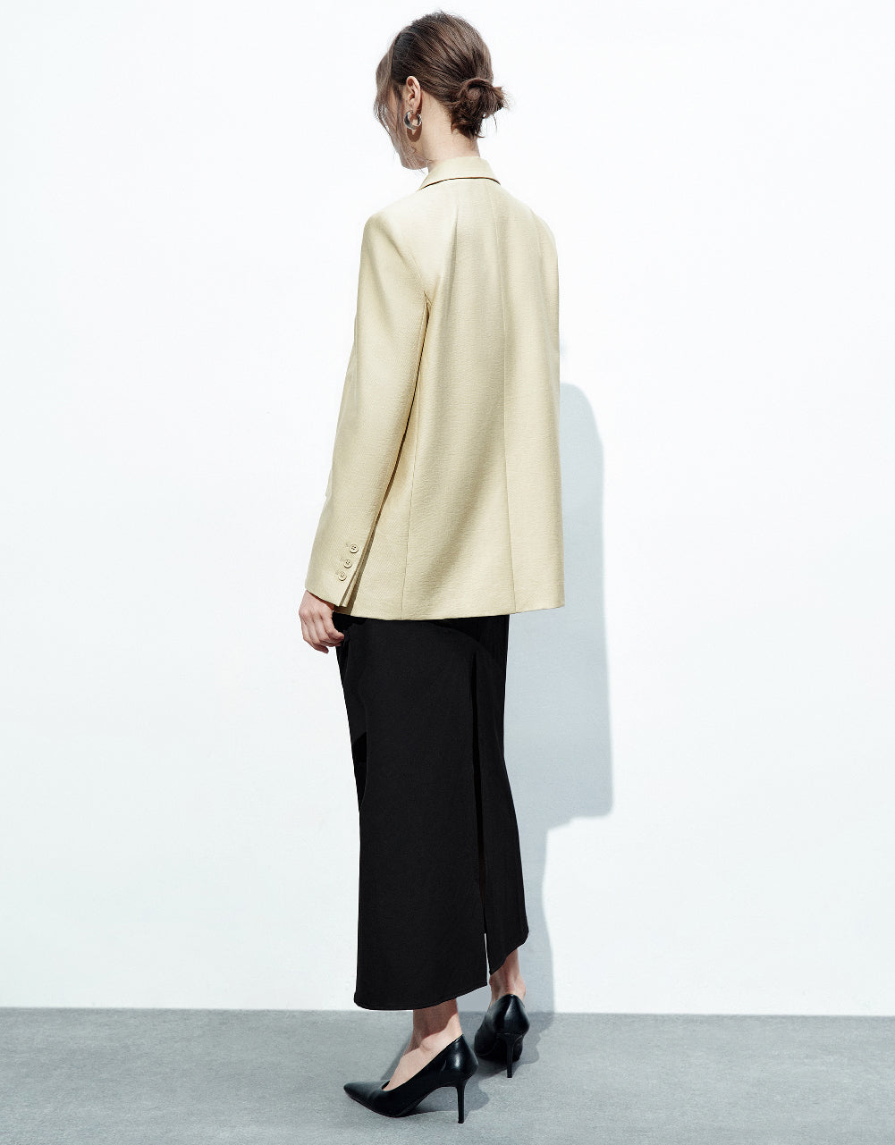 Tailored Notch Lapeled Blazer