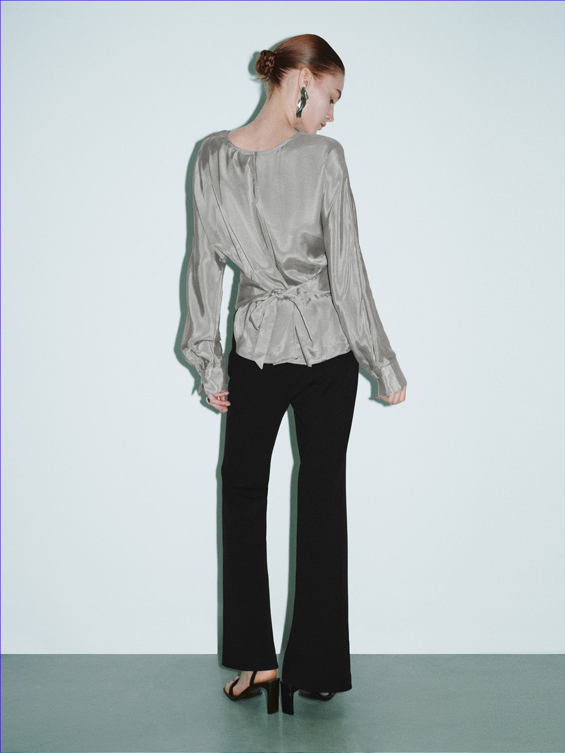 Crew Neck Loose Blouse