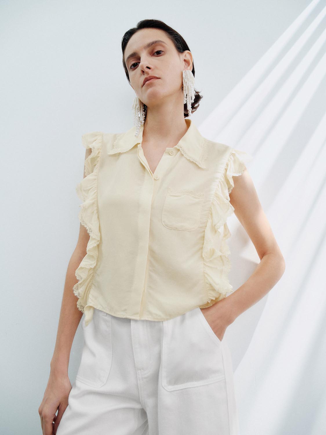 Ruffle Sleeveless Shirts