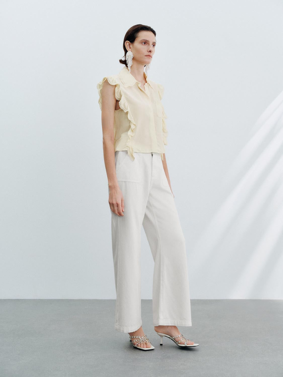 Ruffle Sleeveless Shirts