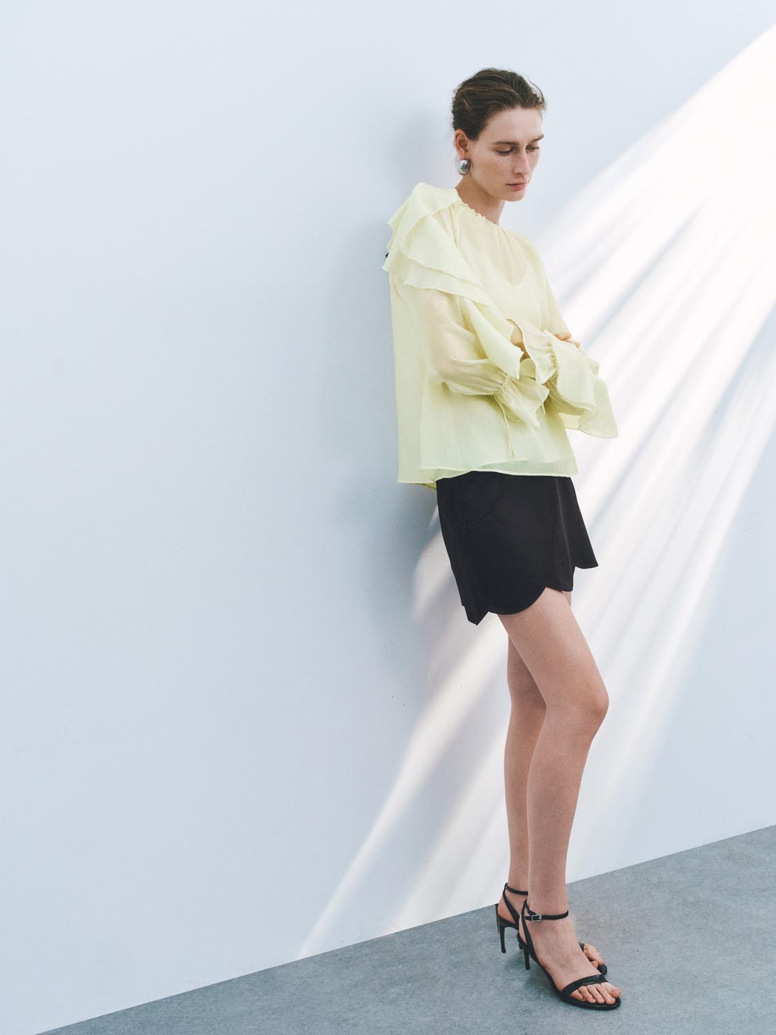 Slip Ruffle Overhead Shirt