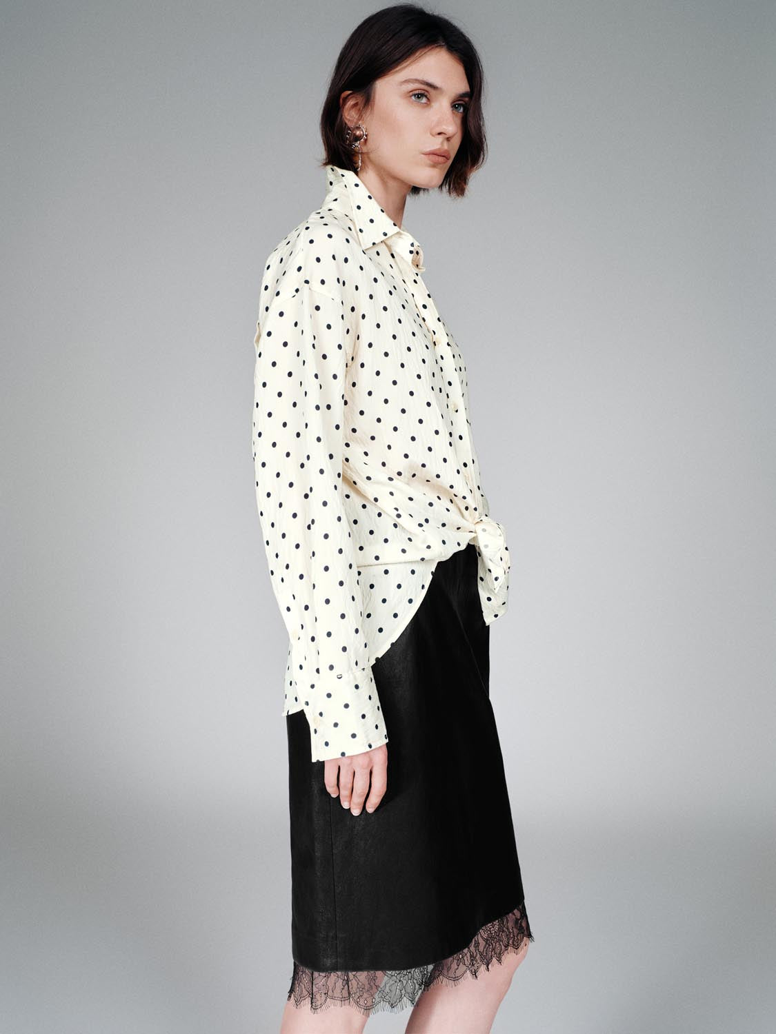 เสื้อลายจุด