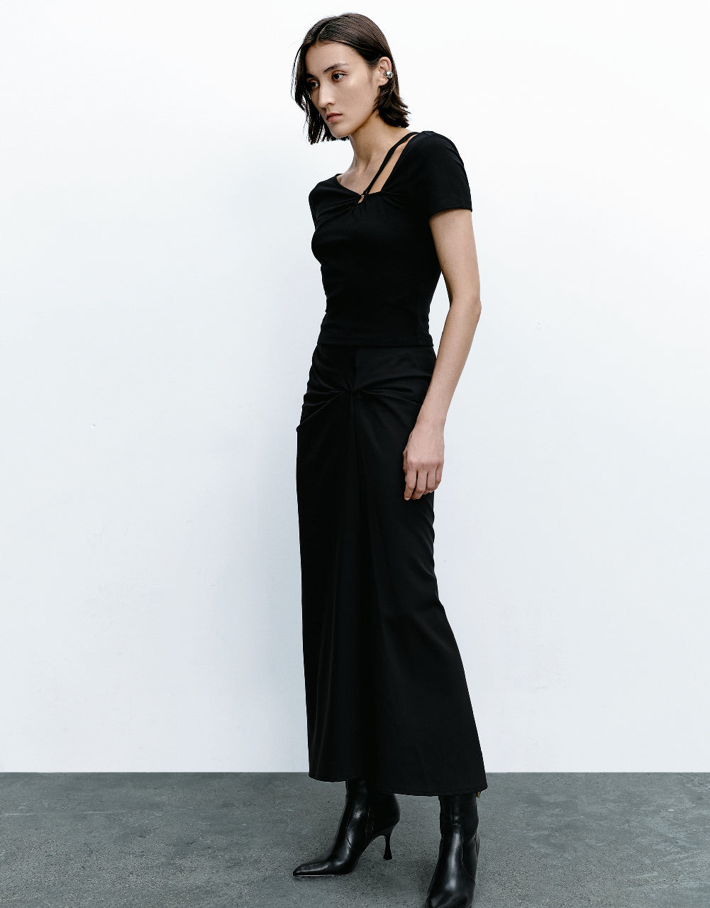 One Shoulder Skinny T-Shirt