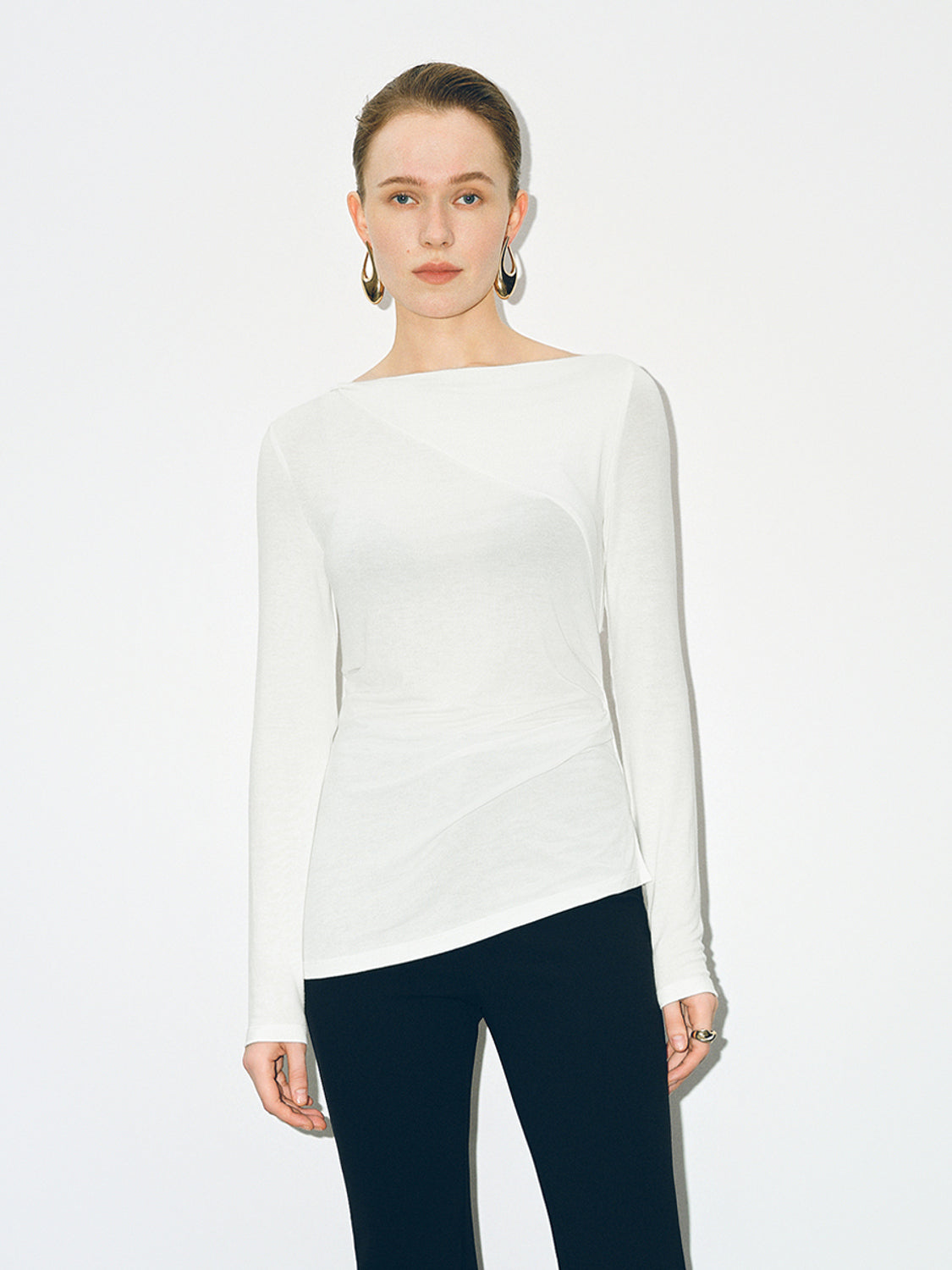 Asymmetric Neck Skinny T-Shirt