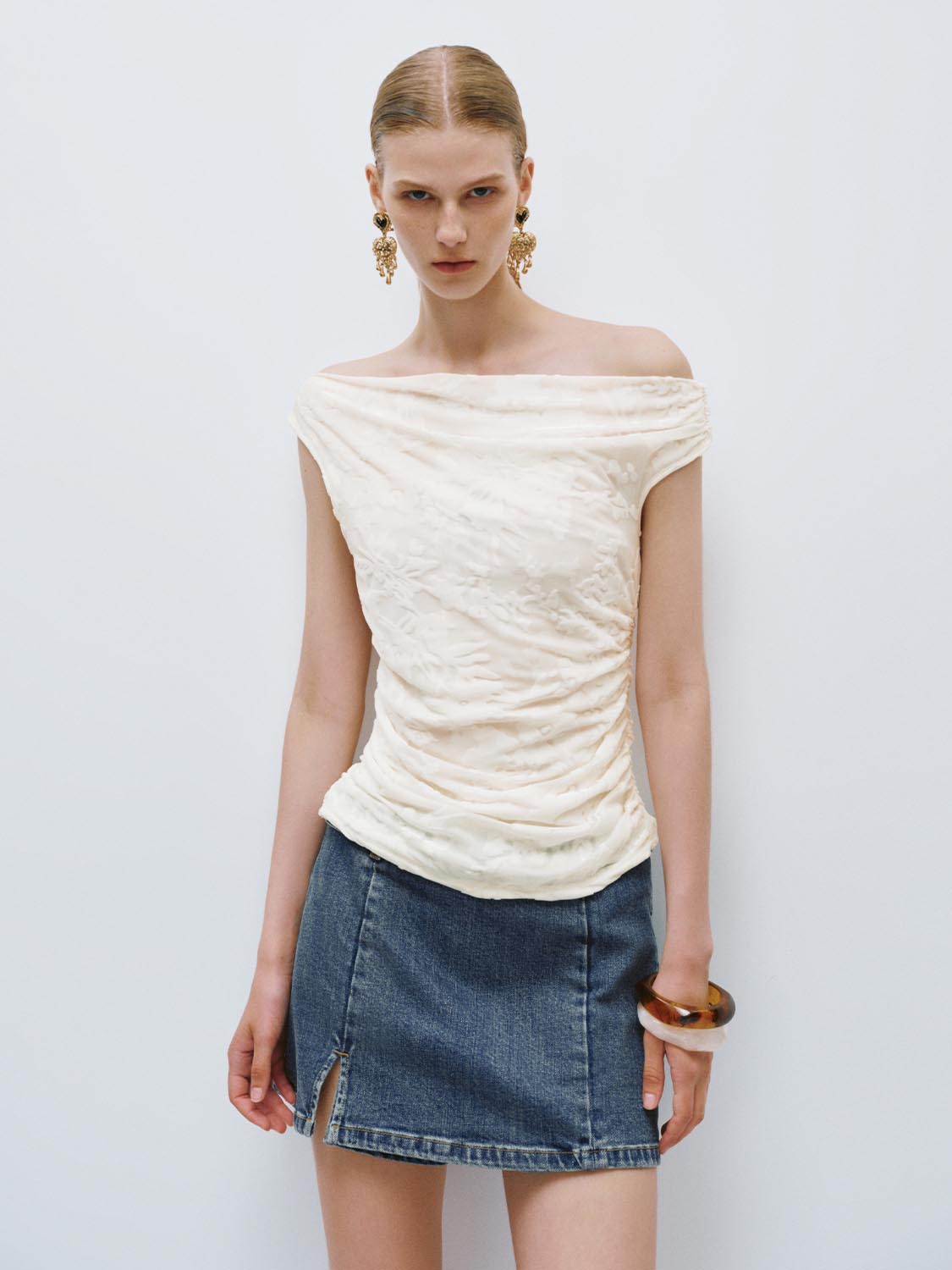One Shoulder Ruched T-Shirts