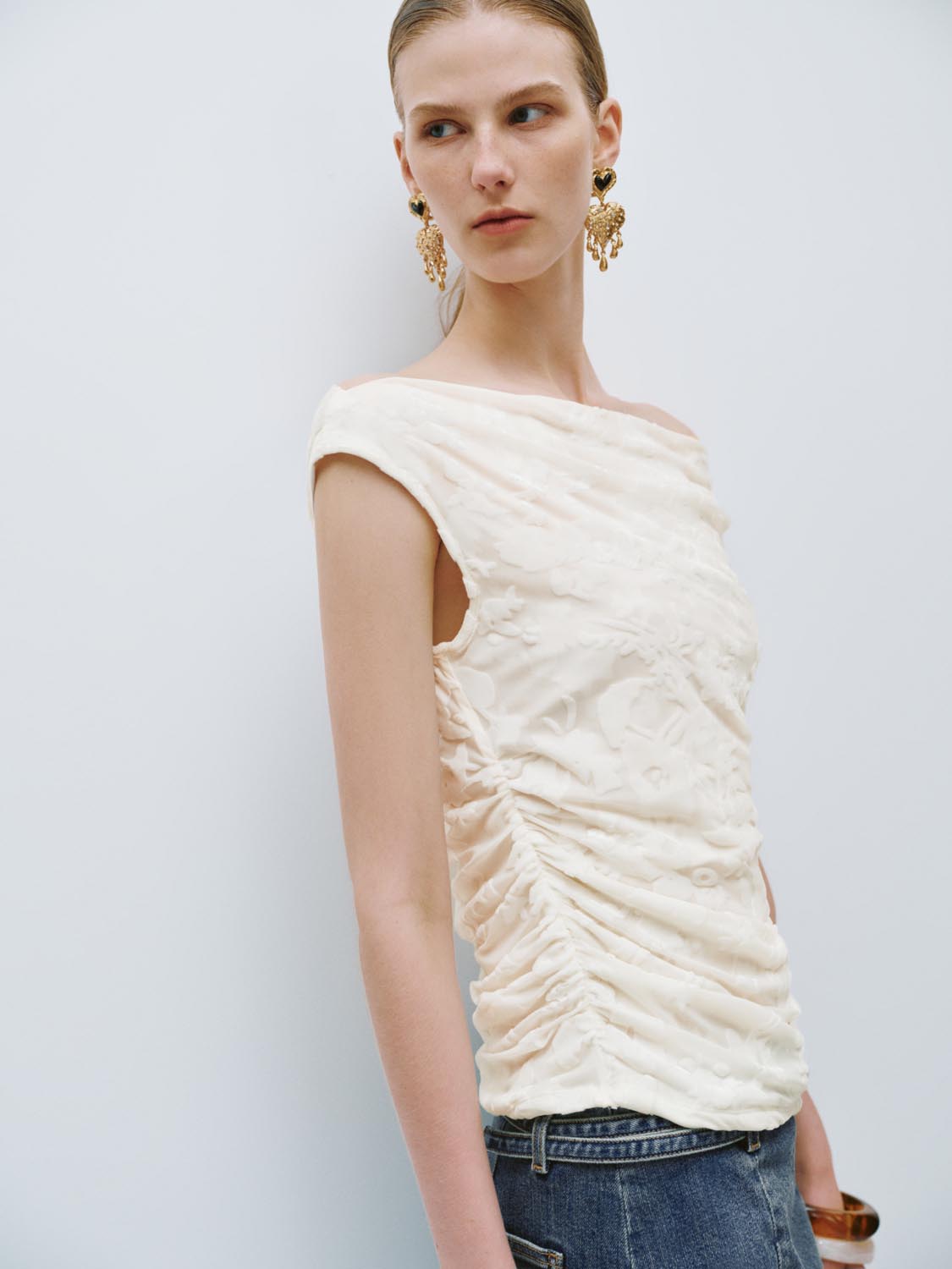 One Shoulder Ruched T-Shirts