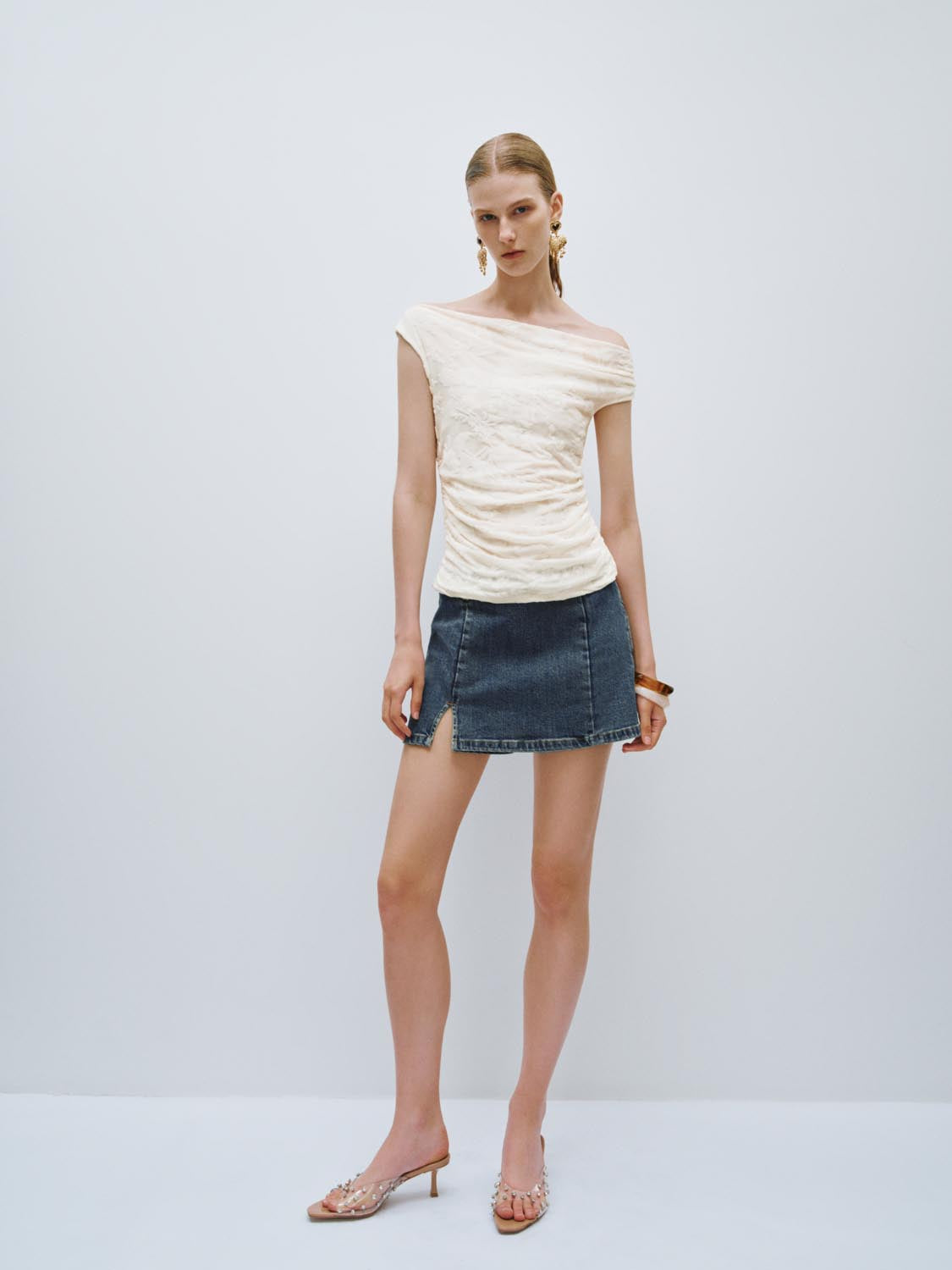 One Shoulder Ruched T-Shirts