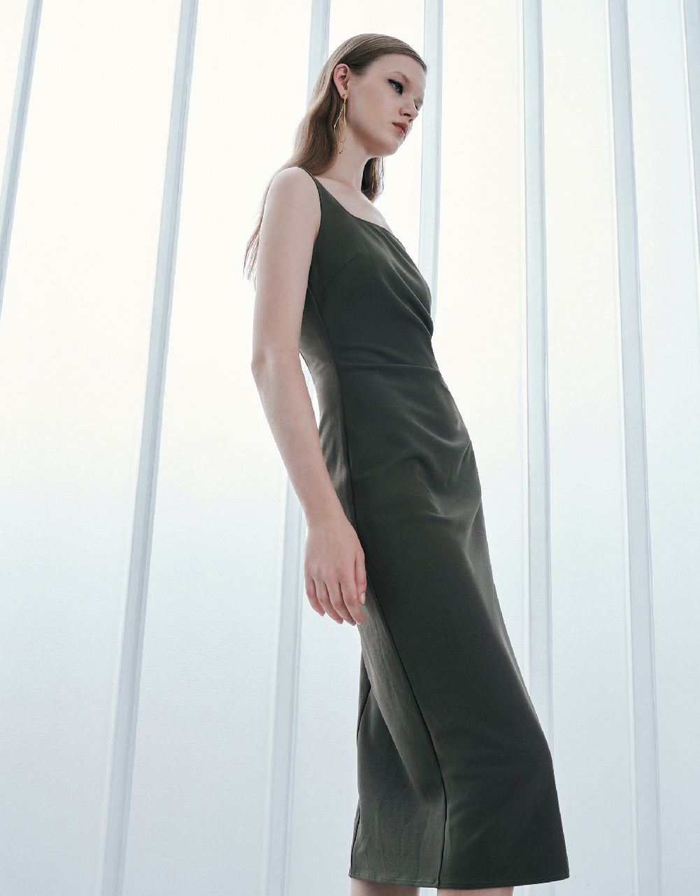 Ruched Sleeveless Straight Dress