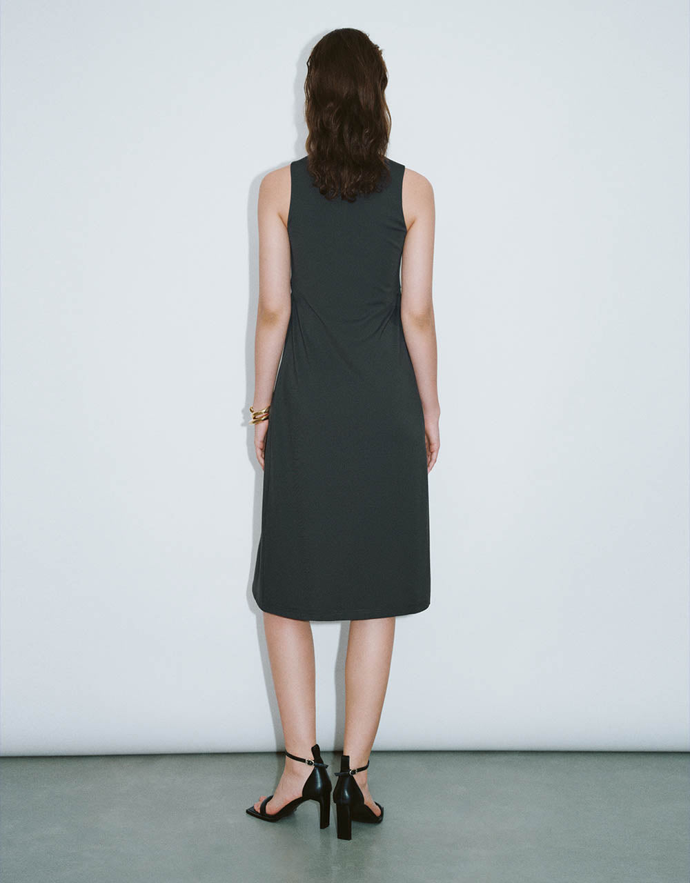 Sleeveless Crew Neck Straight Dress