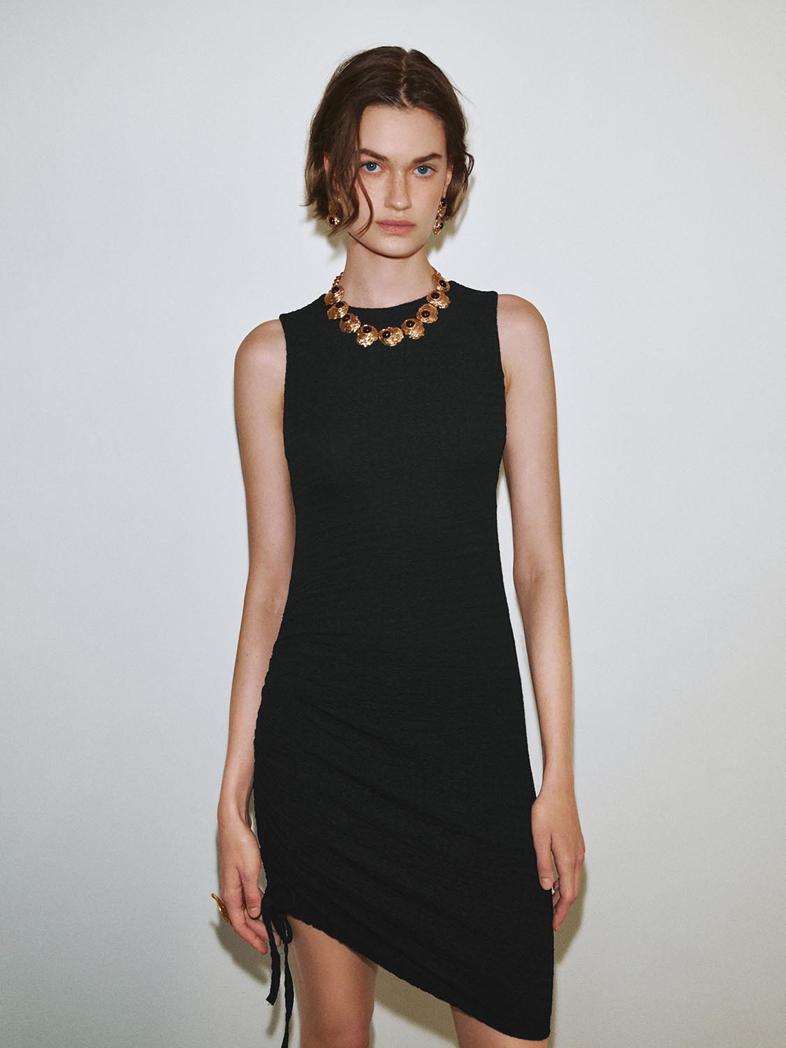 Sleeveless Skinny-Fit Mini Dresses