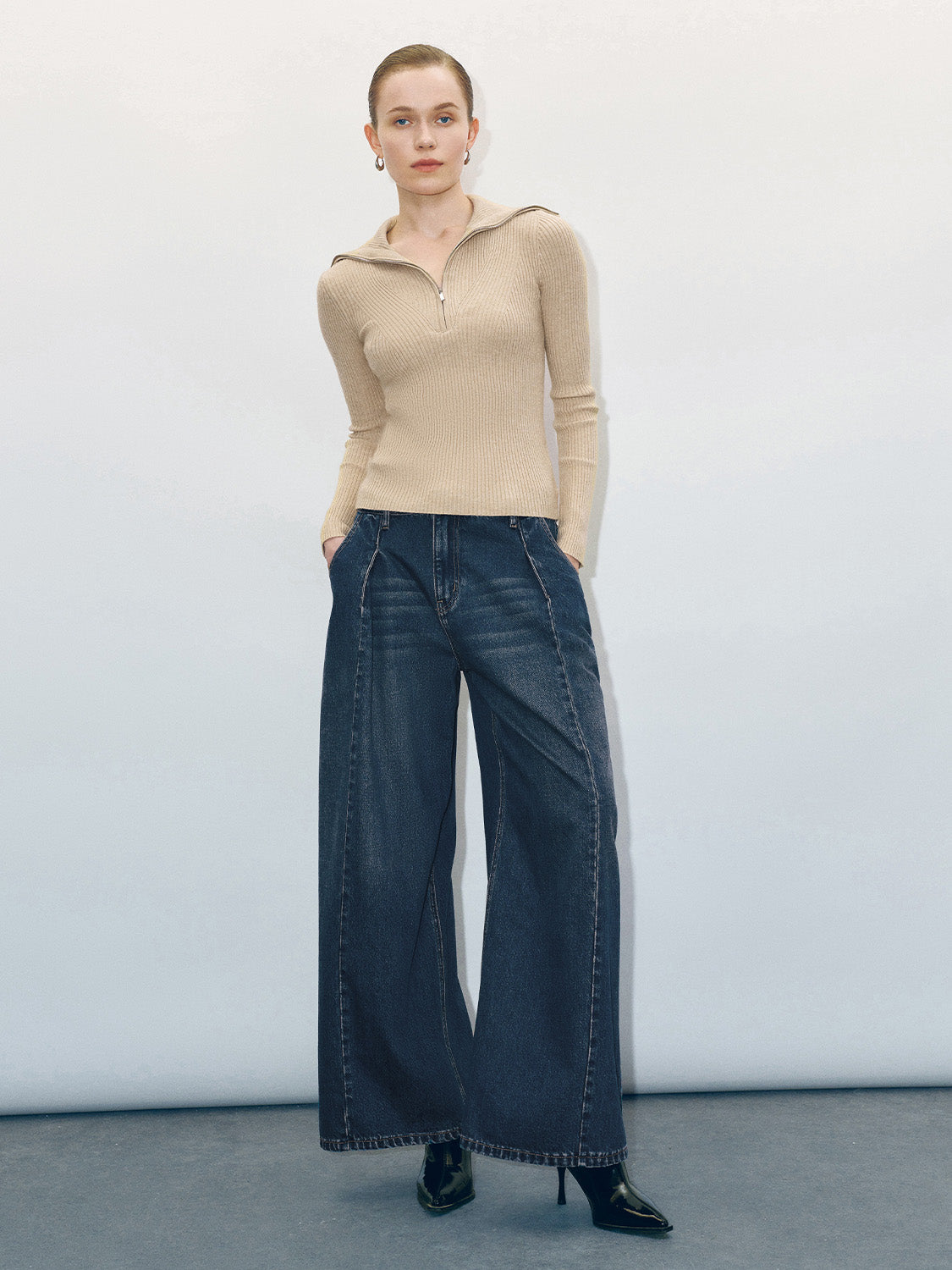 Wide-Leg Jeans
