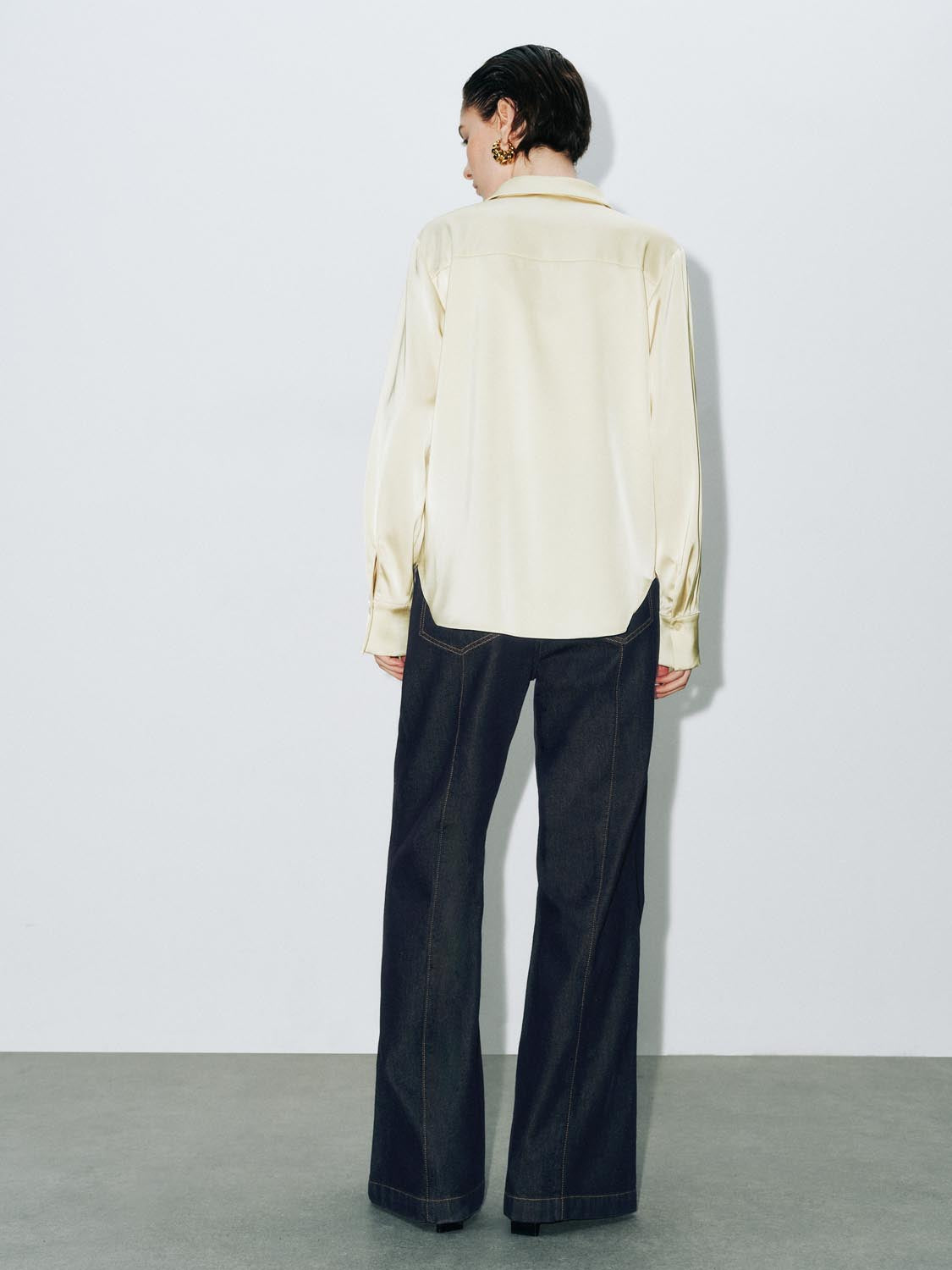 Baggy Wide-Leg Jeans