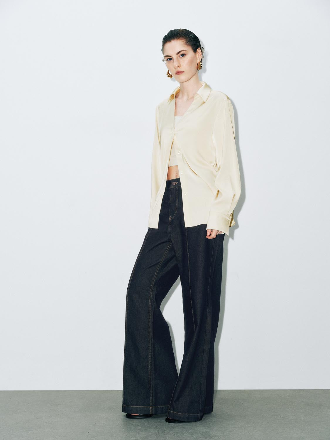 Baggy Wide-Leg Jeans