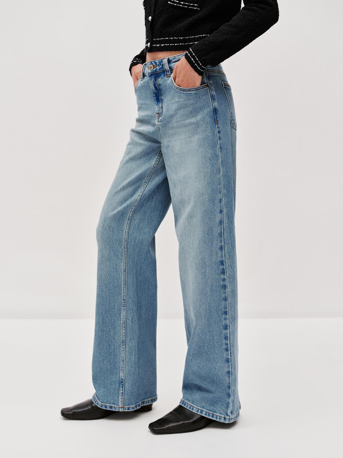 Wide Leg Jeans