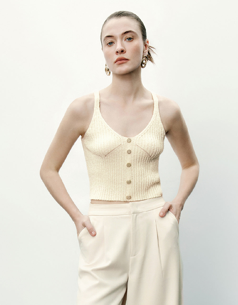 Sleeveless V-Neck Knitted Top