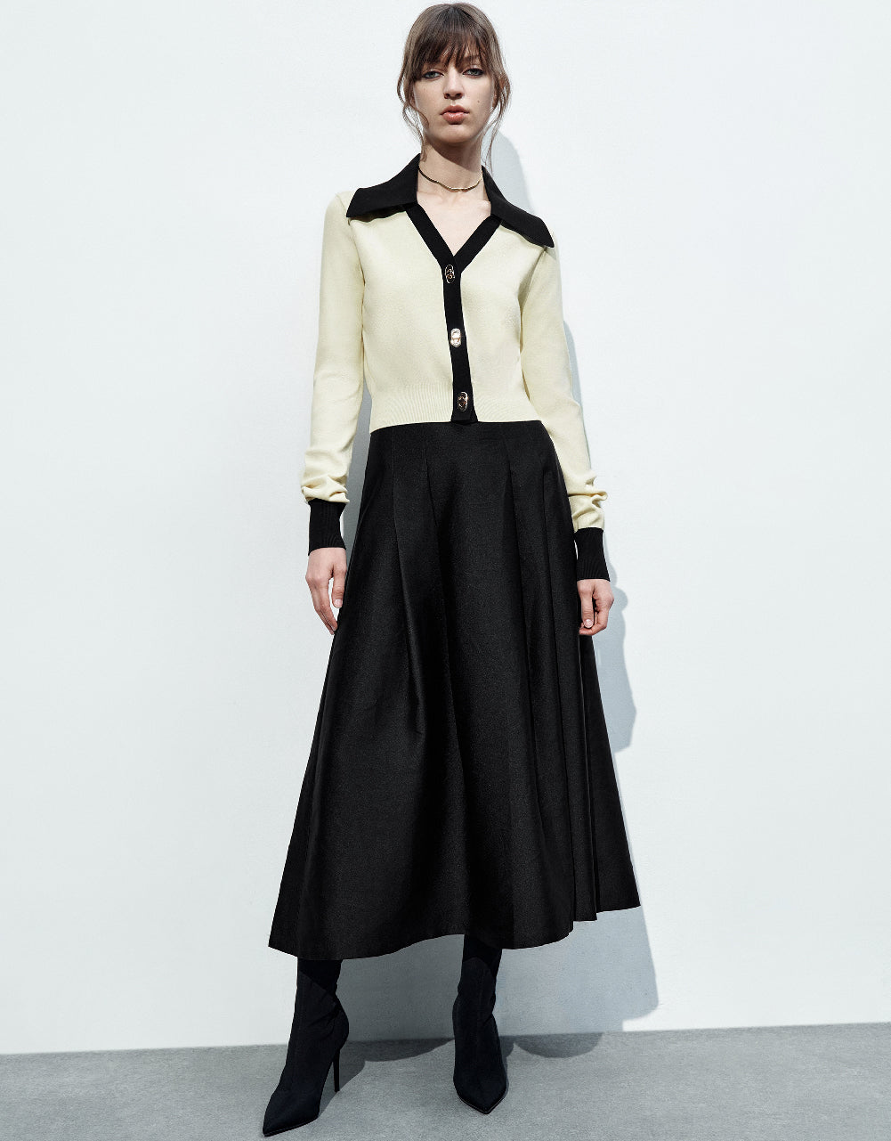 Square Button V-Neck Knitted Cardigan