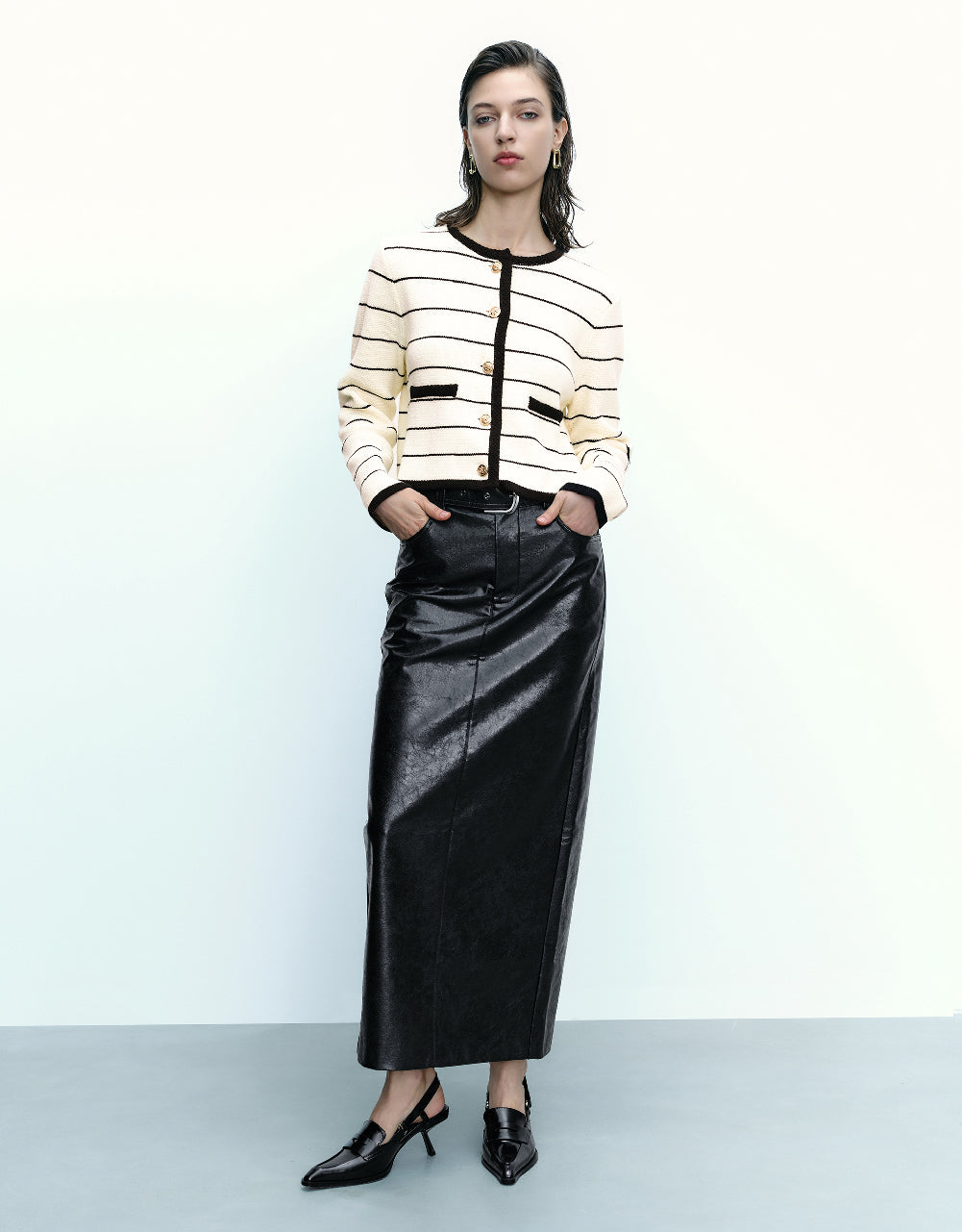 Striped Crew Neck Knitted Cardigan With Fake Pockets