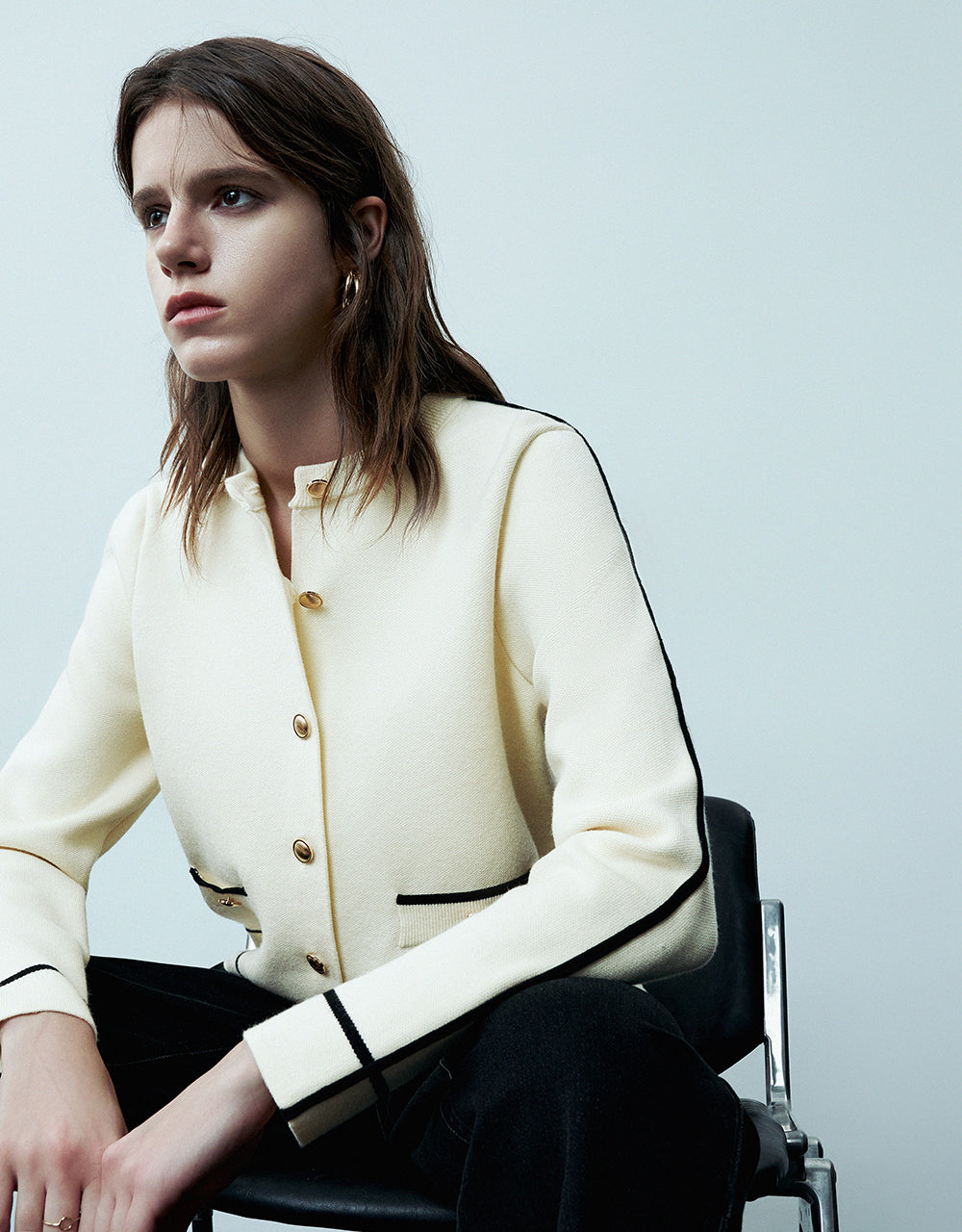 Crew Neck Knitted Cardigan With Fake Pockets