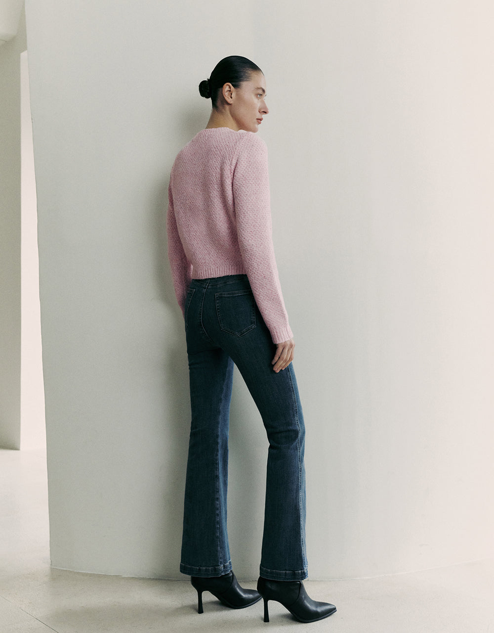 Crew Neck Knitted Cardigan With Fake Pockets