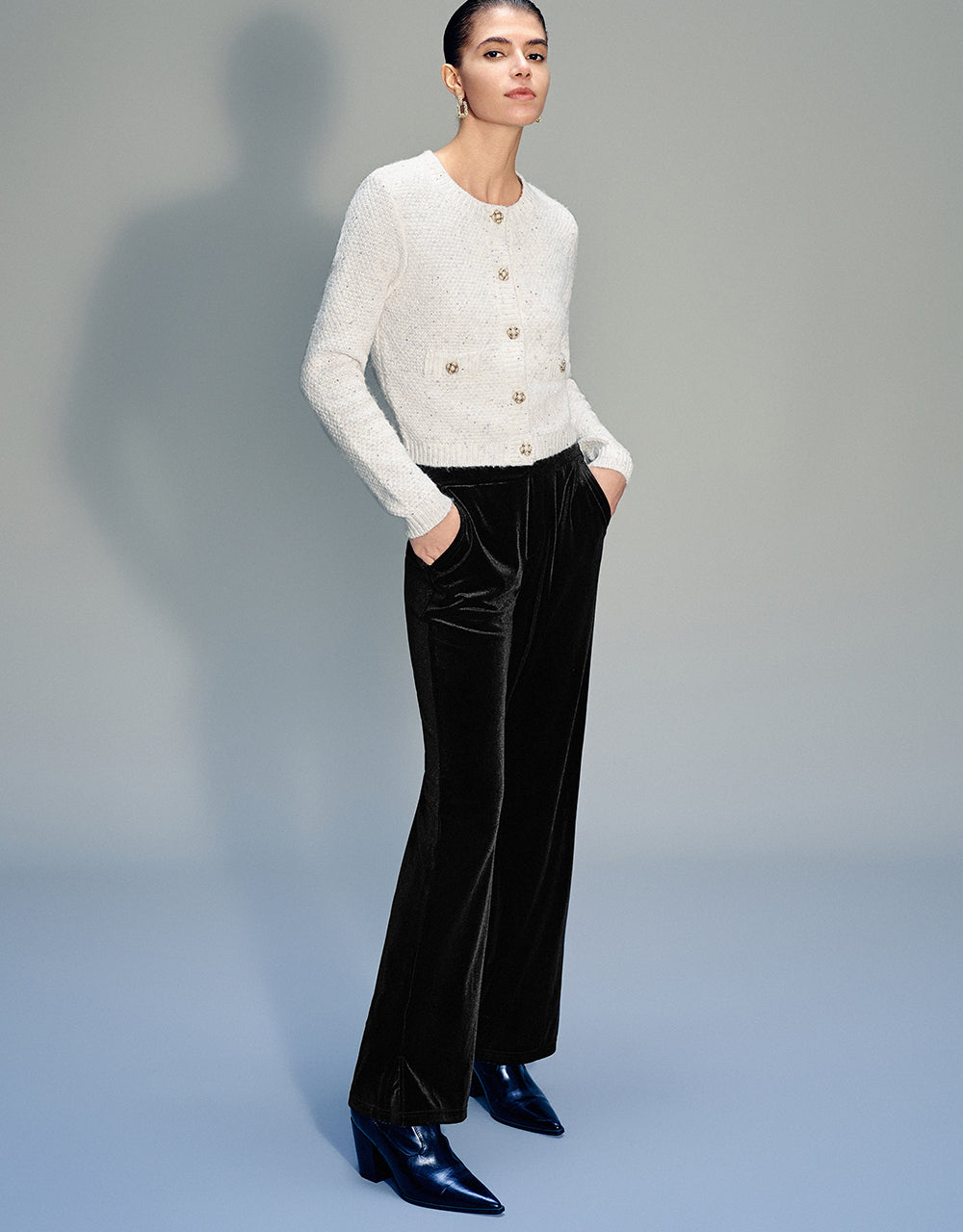 Crew Neck Knitted Cardigan With Fake Pockets