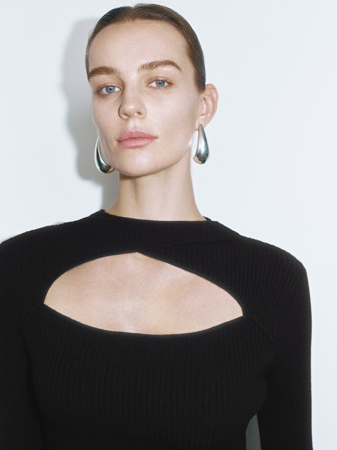 Cut Out Front Knitted T-Shirts