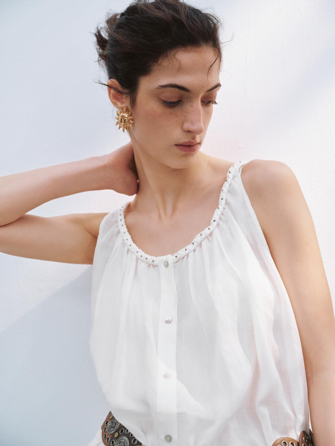 Sleeveless Blouses