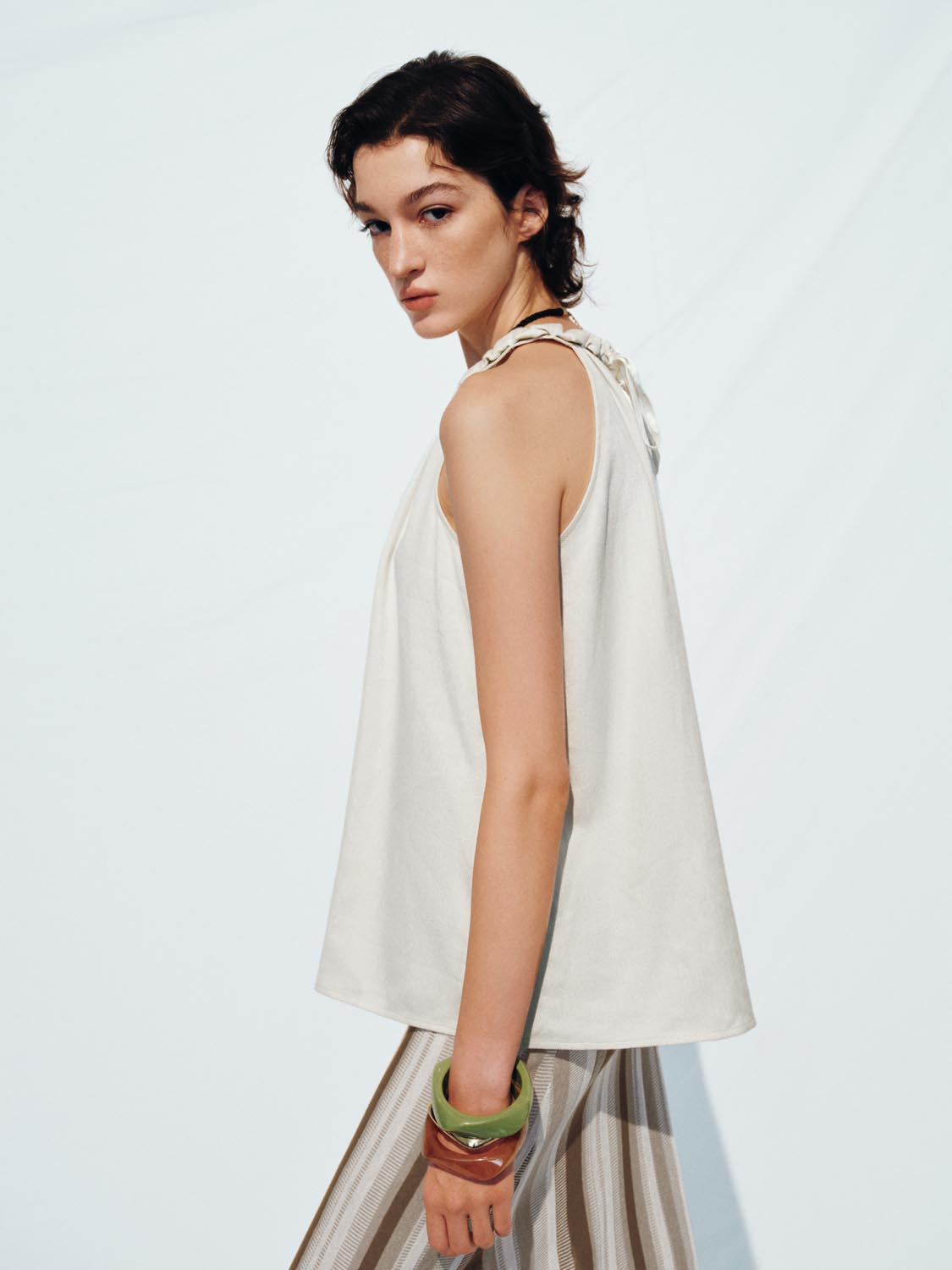 Halter Neck Overhead Vests
