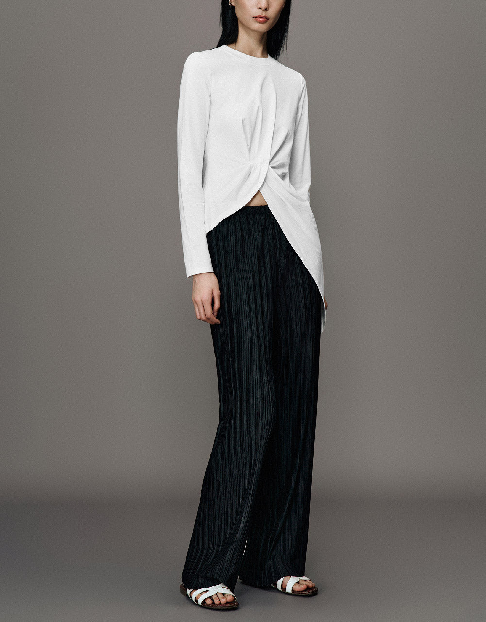 Asymmetric Crew Neck Skinny T-Shirt