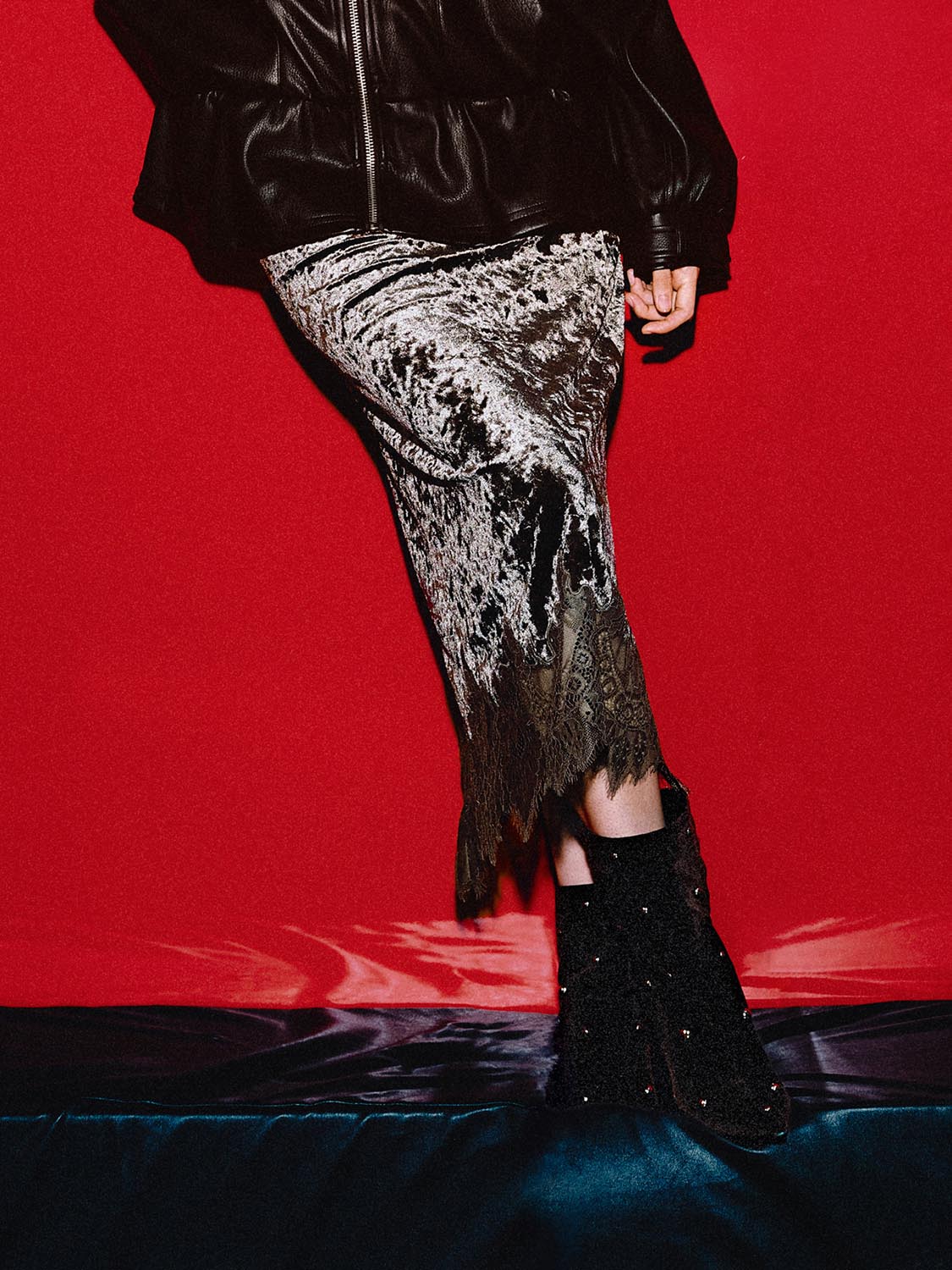 Lace Hem Straight Midi Skirts