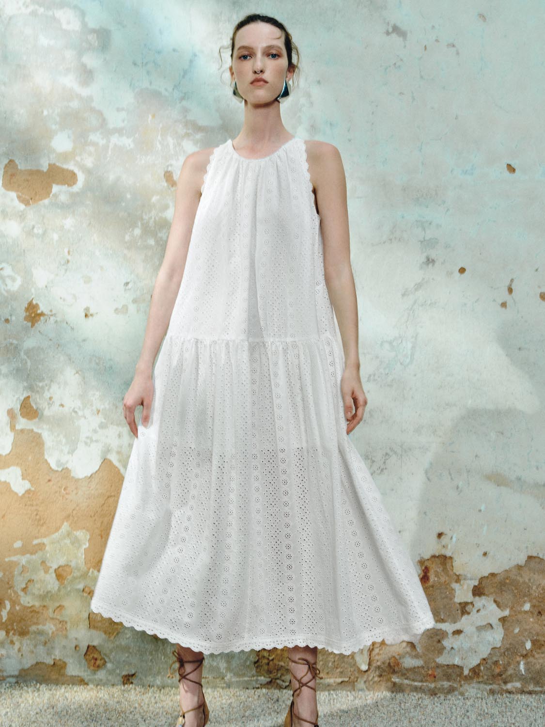 Lace Sleeveless Midi Dresses