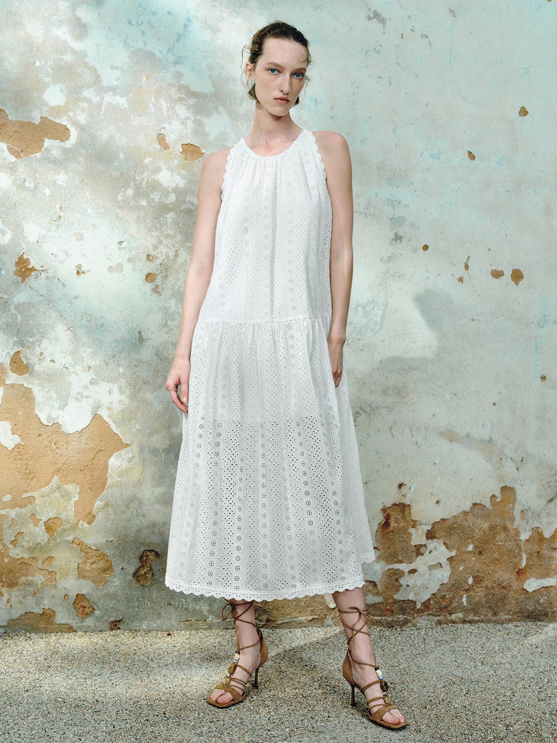 Lace Sleeveless Midi Dresses