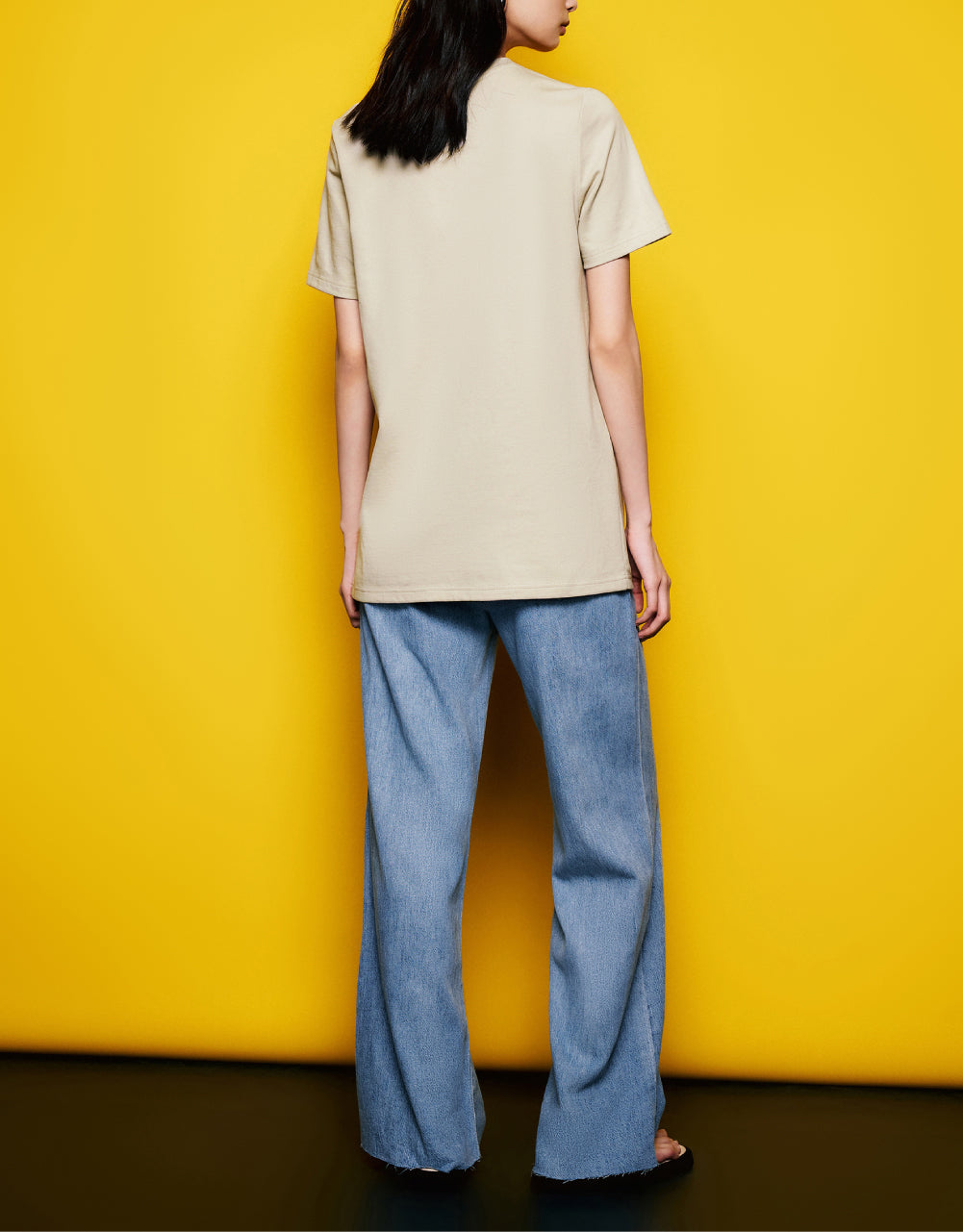 Thin Wide-Leg Jeans