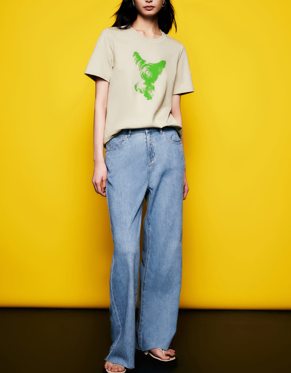 Thin Wide-Leg Jeans