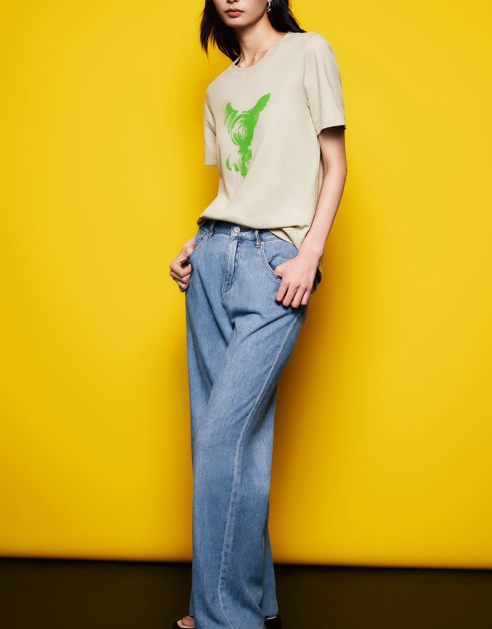 Thin Wide-Leg Jeans