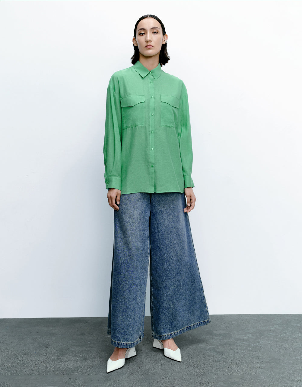 Loose Wide-Leg Jeans