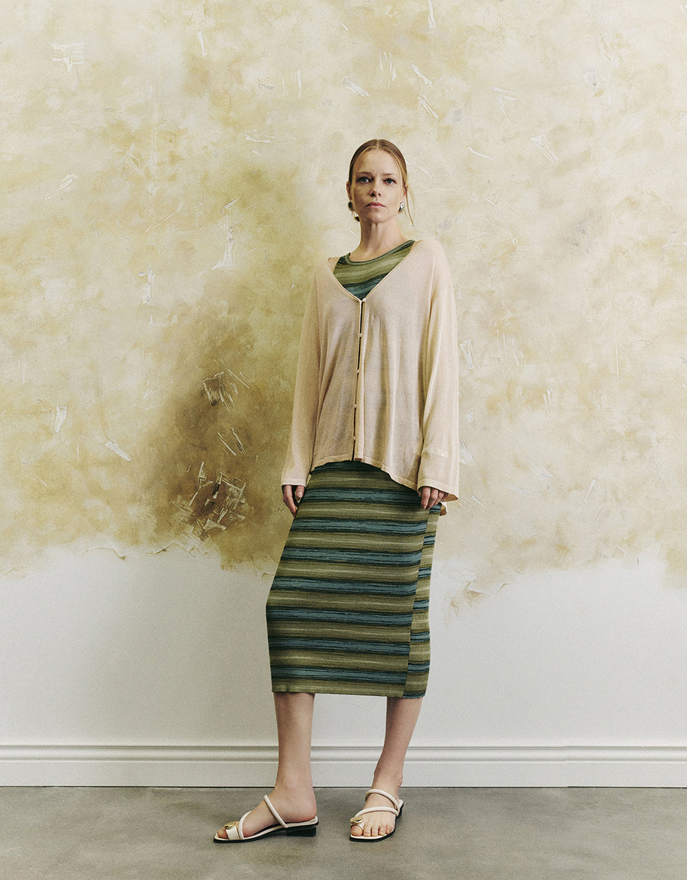 Drop Shoulder Sleeve V-Neck Knitted Cardigan