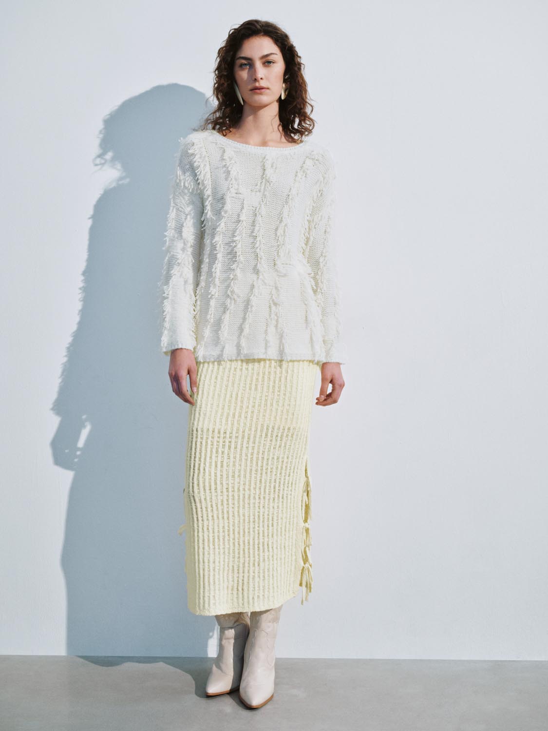Fringed Crew Neck Knitted T-Shirts