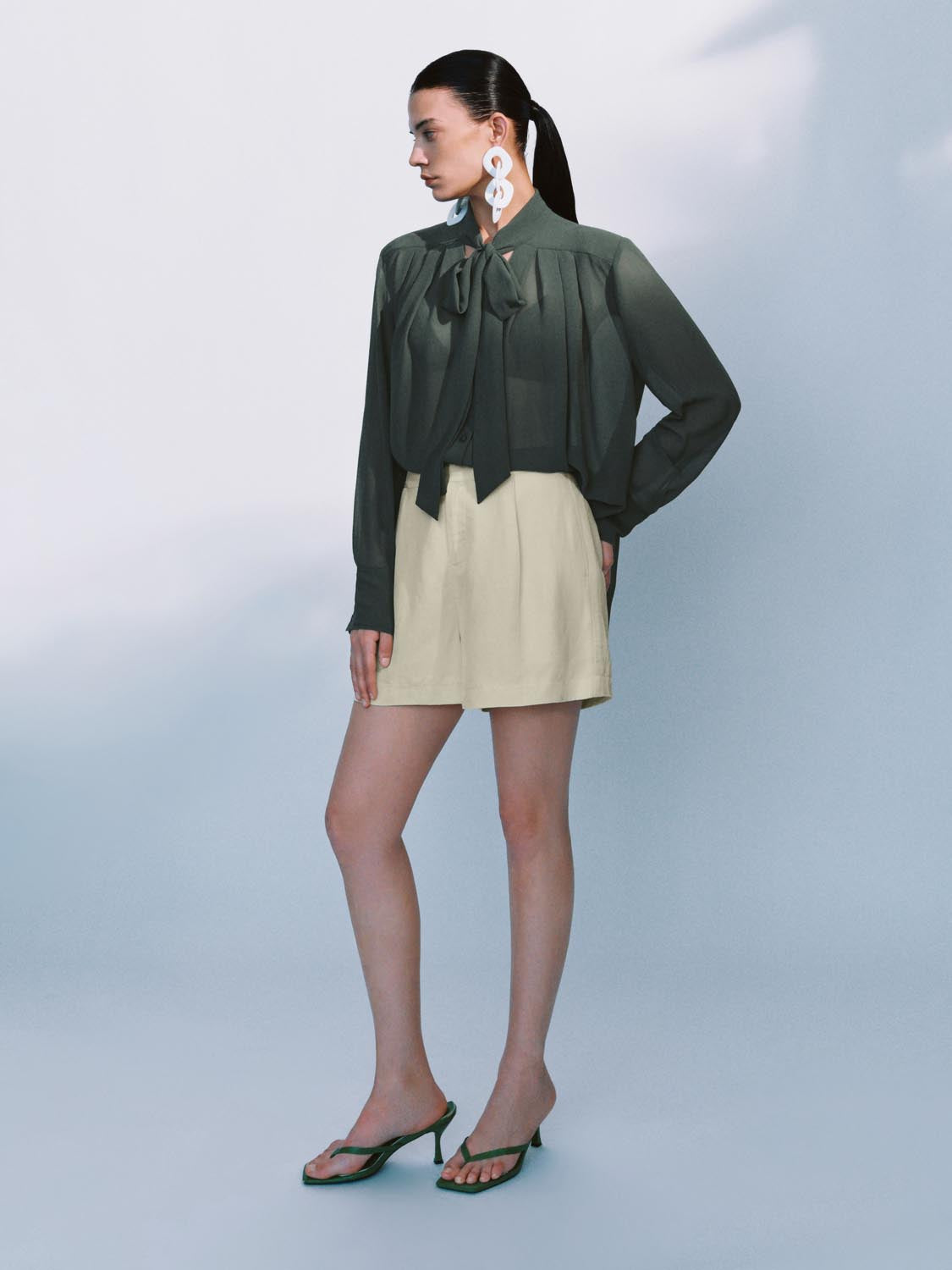 Scarf Décor Long Sleeve Shirts