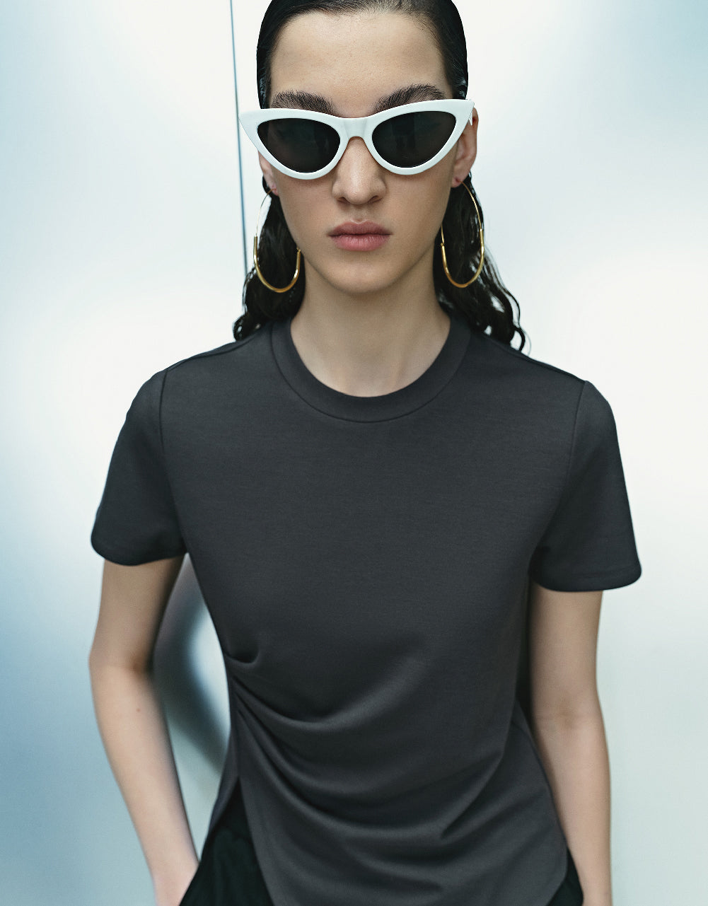 Asymmetric Crew Neck Loose T-Shirt