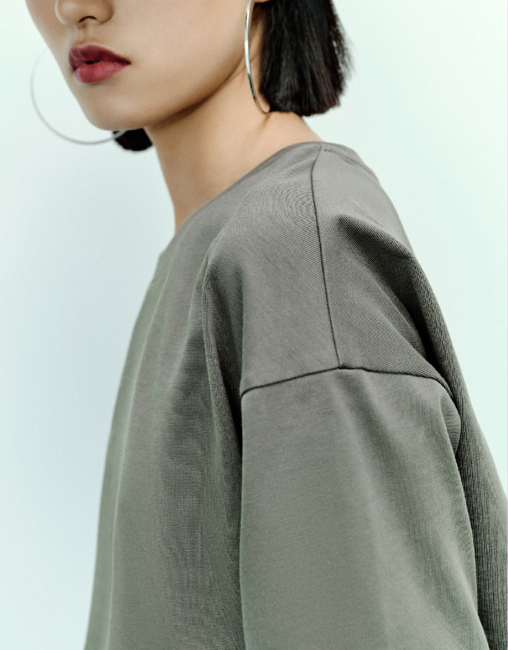 Drop Shoulder Sleeve Tee