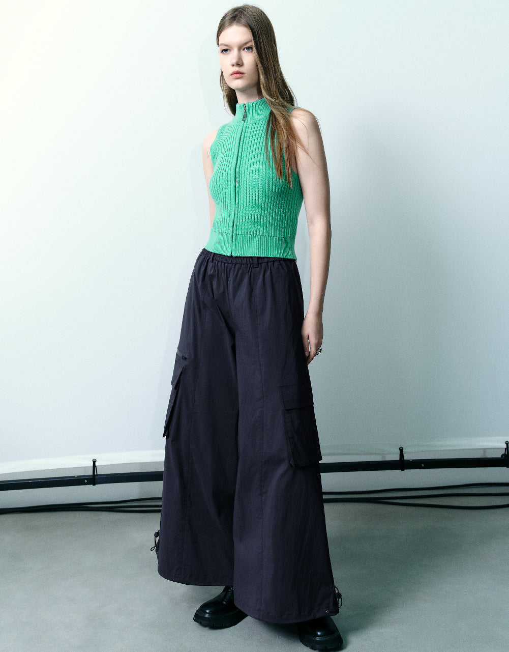 Zipper Front Knitted Vest