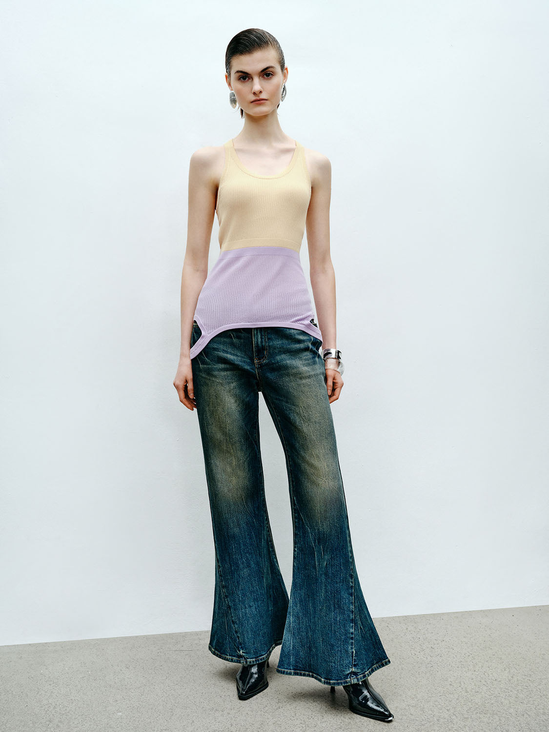 Sleeveless Knitted T-Shirts