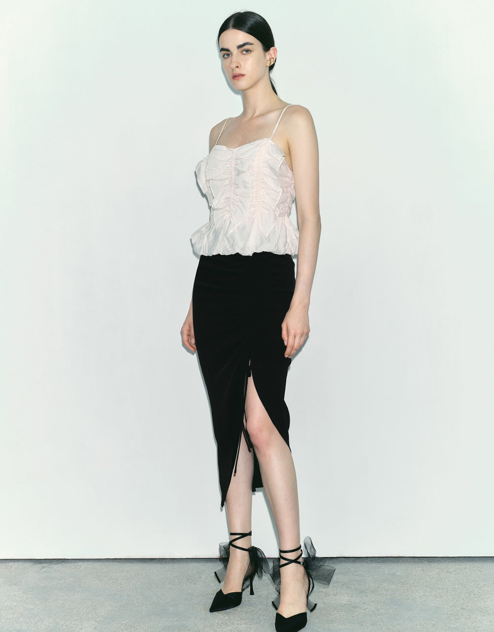 Sleeveless Off-Shoulder Overhead Shirt