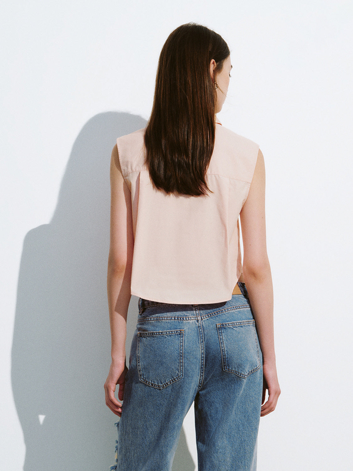 Cropped Sleeveless Overhead Shirt