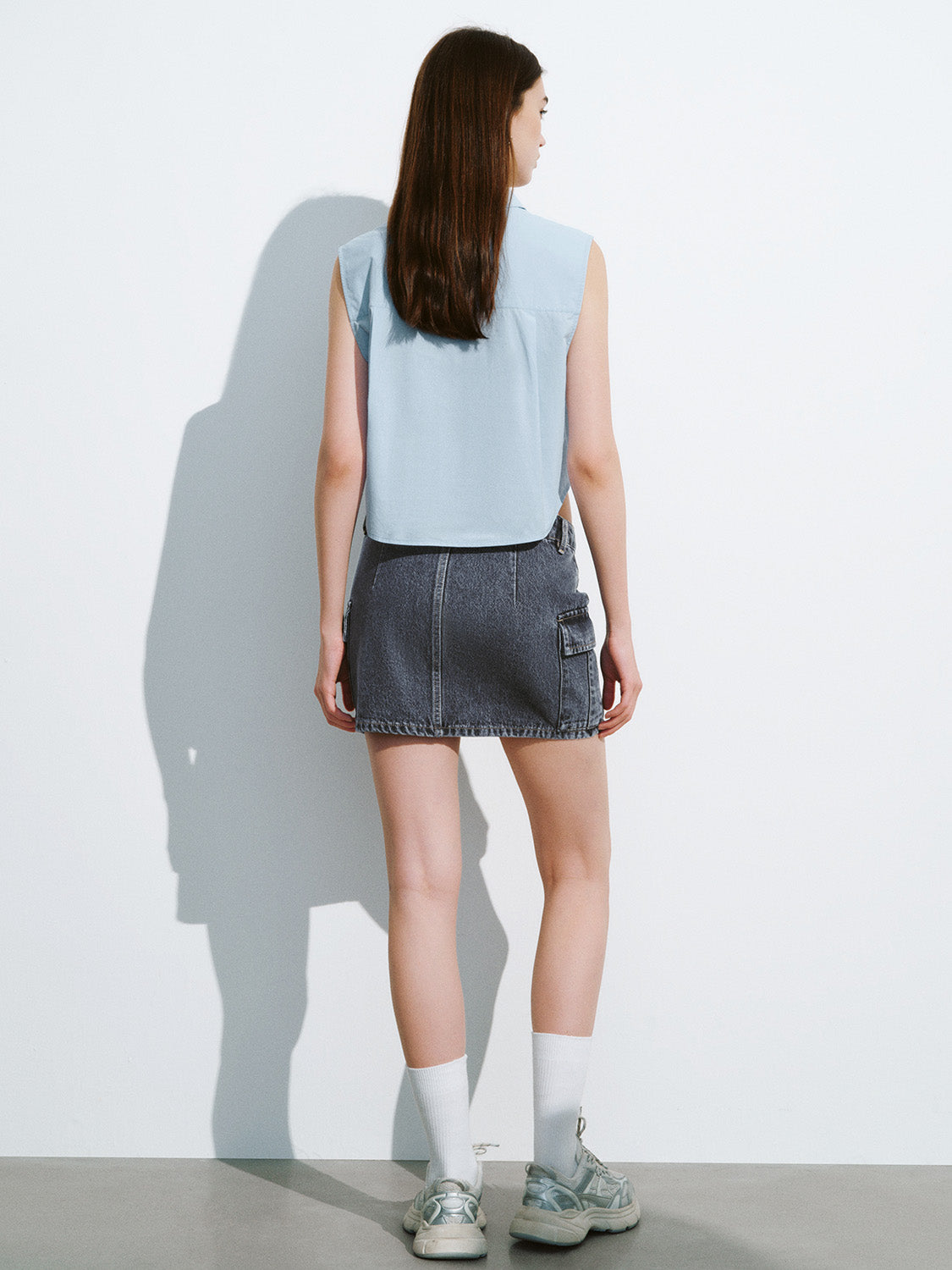 Sleeveless Straight Shirt