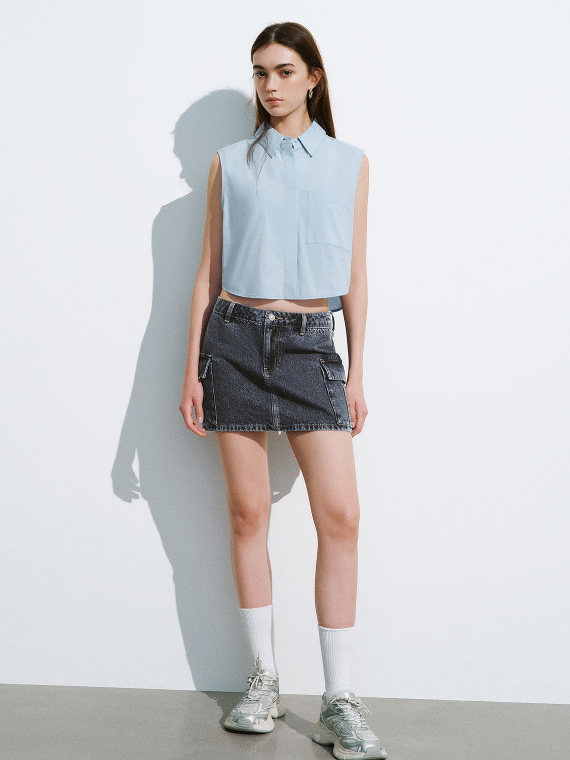 Sleeveless Straight Shirt