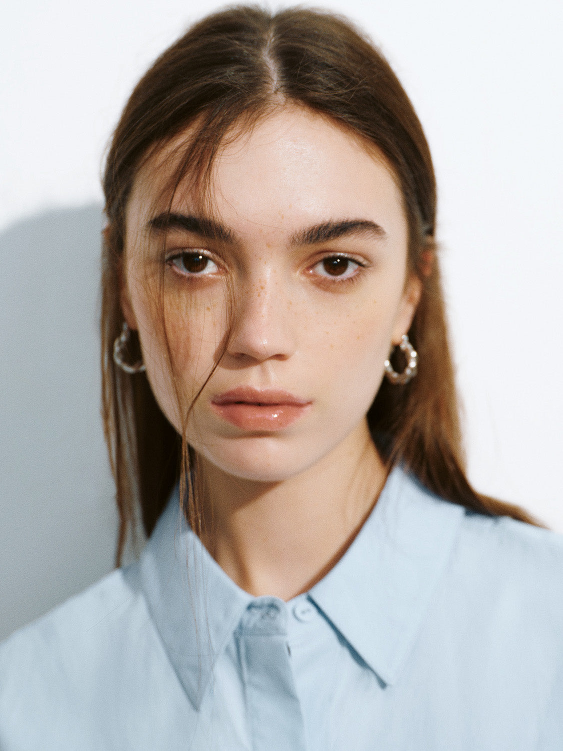 Sleeveless Straight Shirt