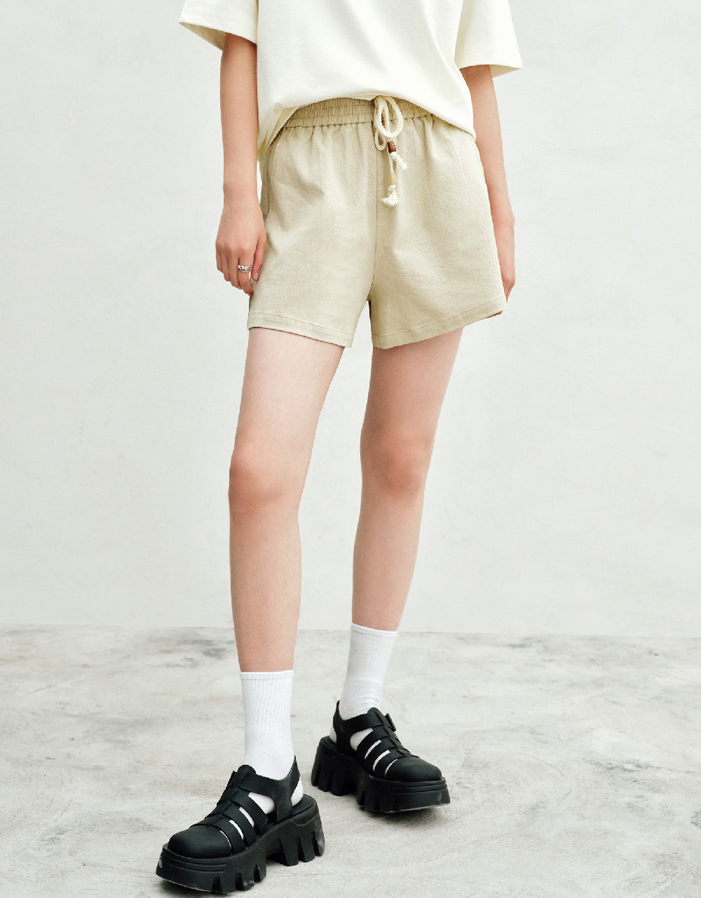 Elastic Waist Shorts With Rope